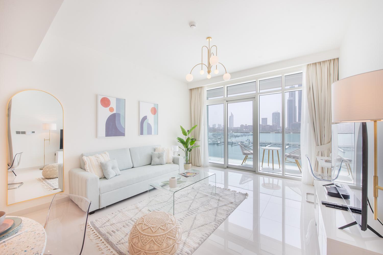 Luxury House With Mesmerizing Skyline View Apartment