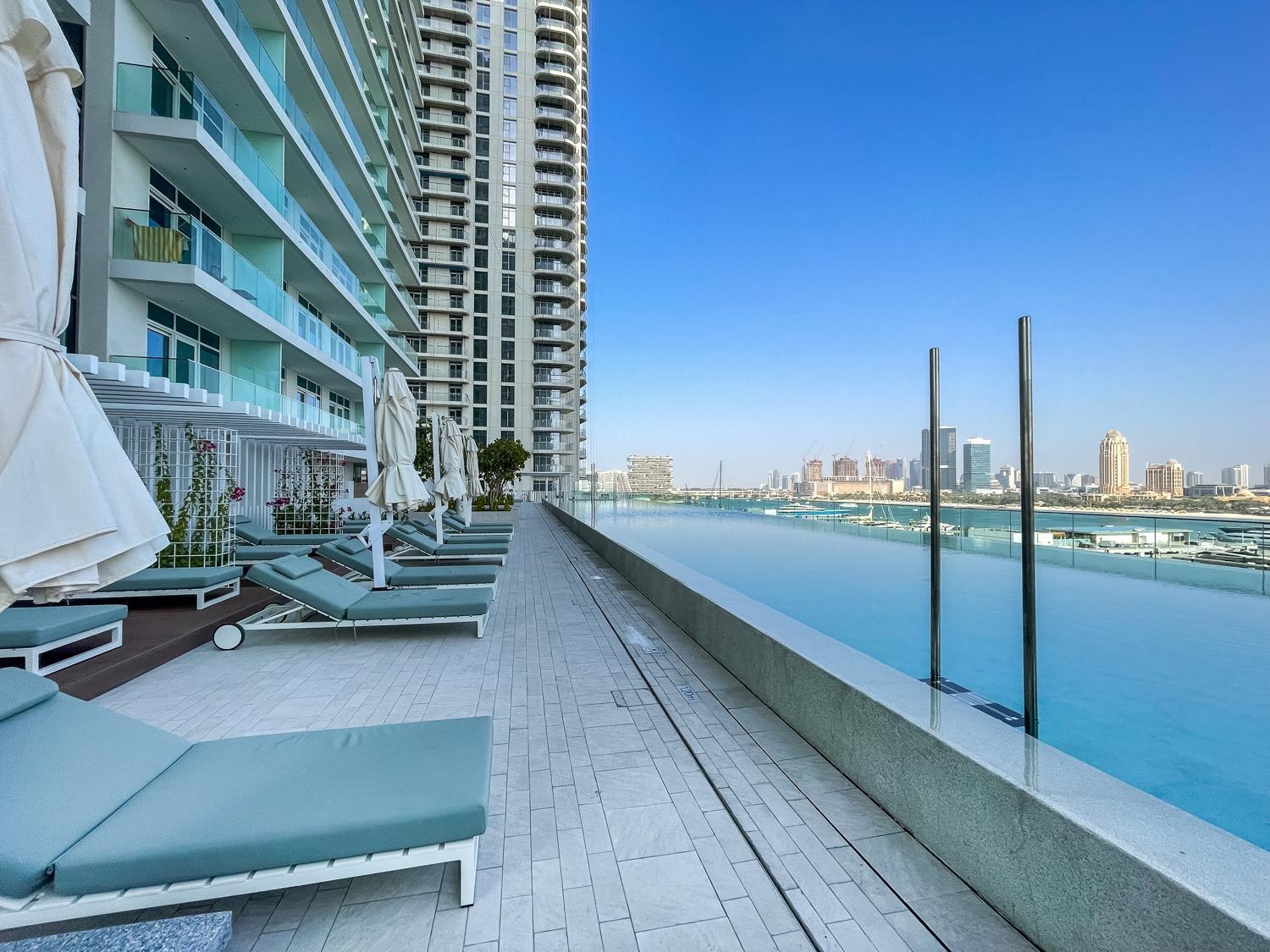 Apartment Luxury House With Mesmerizing Skyline View *
